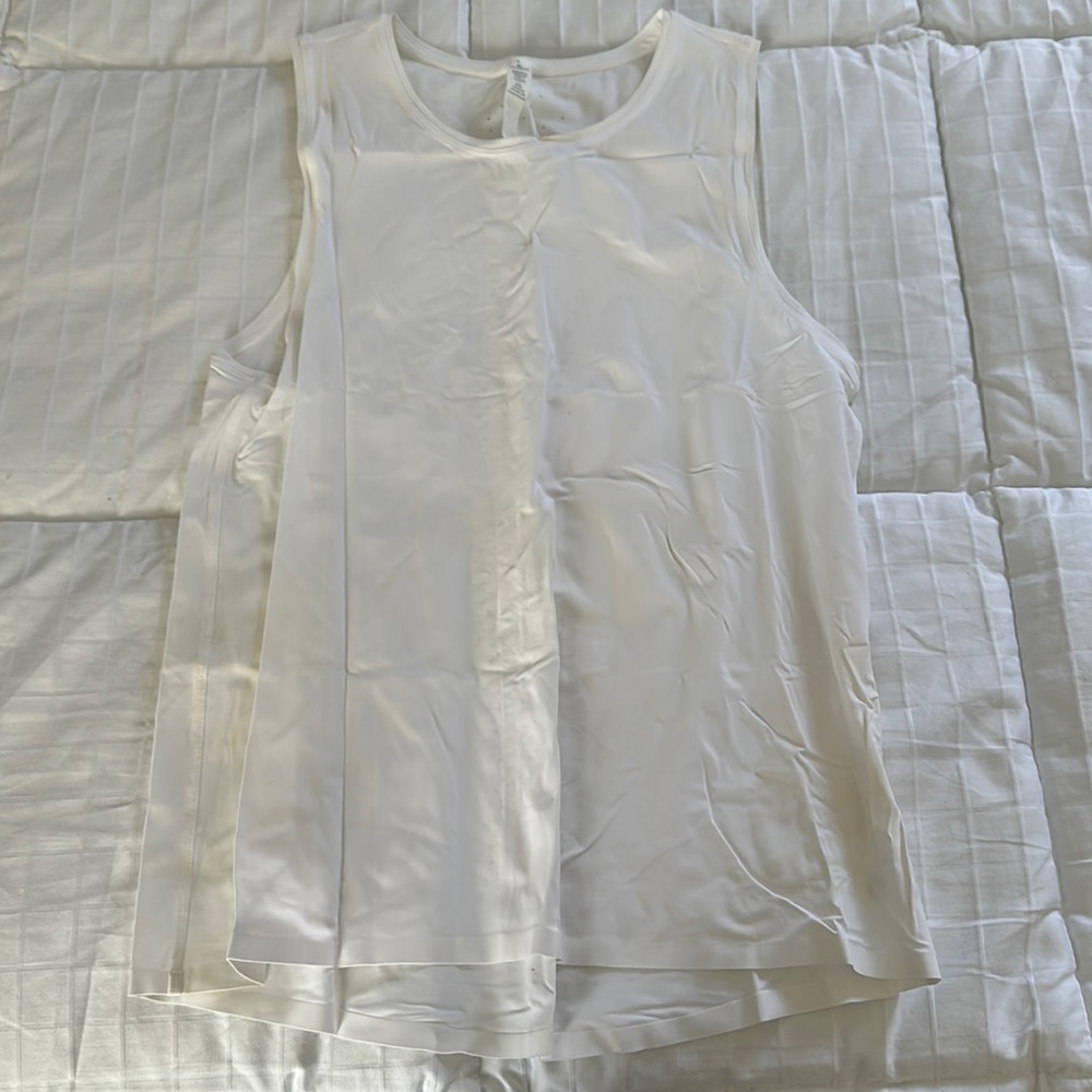 Lululemon ventilation tank top